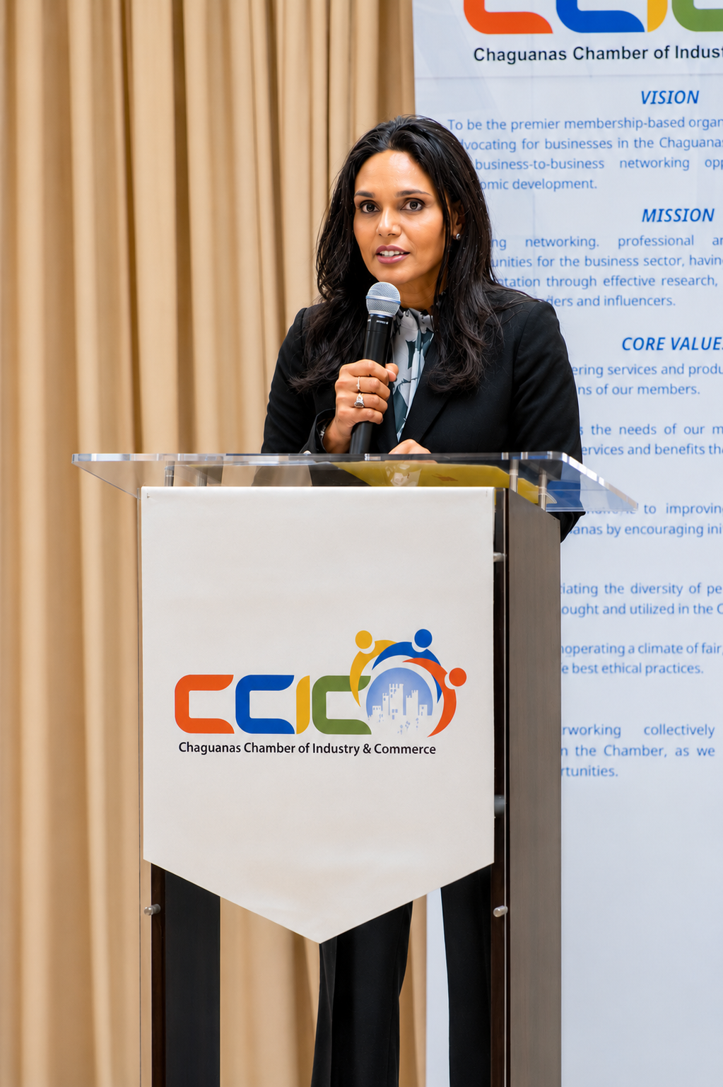 Ria N. Mankee-Sookram, family business speaker, presenting at CCIC World SME Day